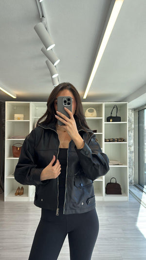 SİYAH OVERSIZE MUMLU CEKET