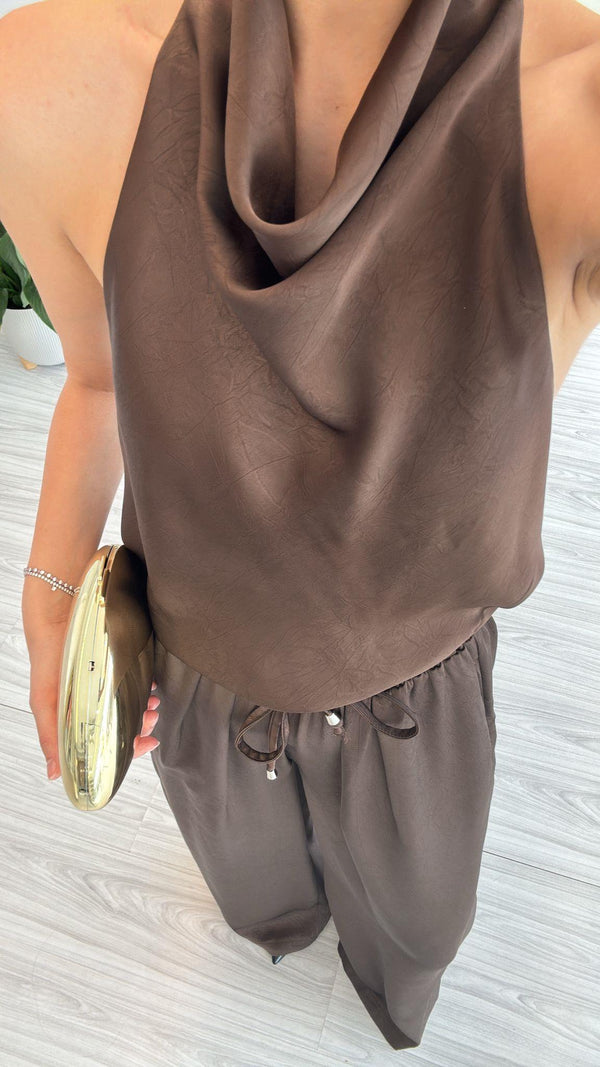 KAHVERENGİ SATEN BLUZ PANTOLON TAKIM