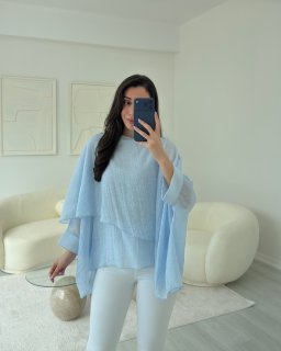 MAVİ UÇUŞAN PELERİN BLUZ