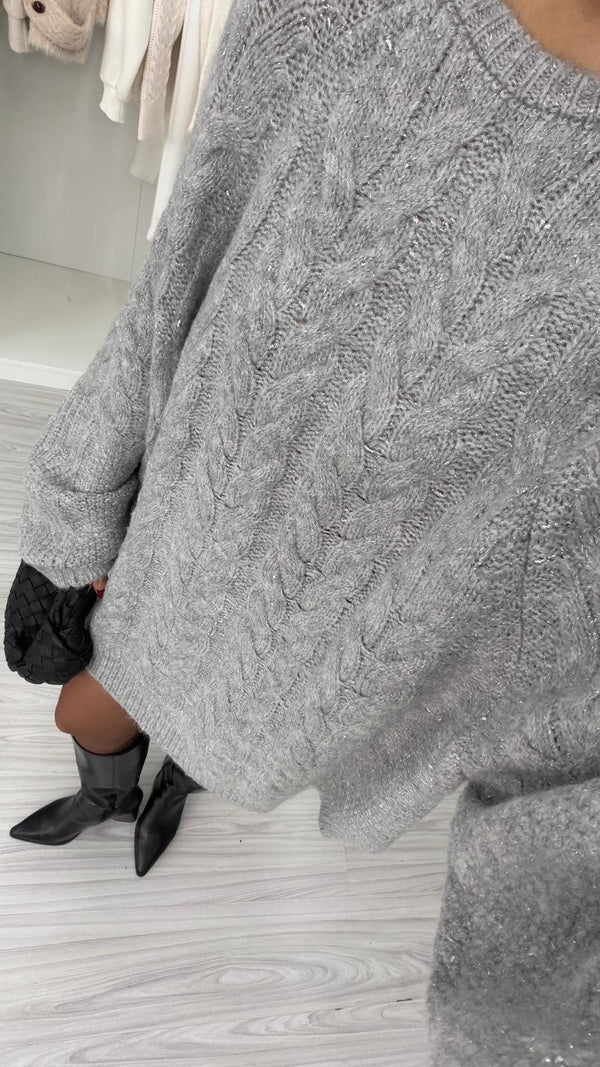 GRİ OVERSIZE SİMLİ KAZAK