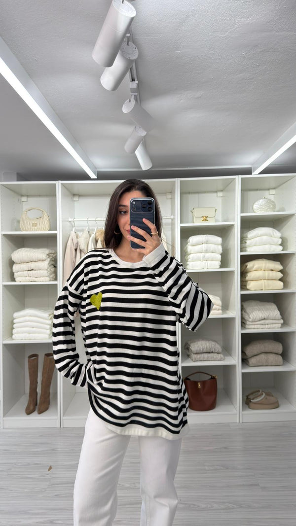 KALP NAKIŞLI OVERSIZE TRİKO