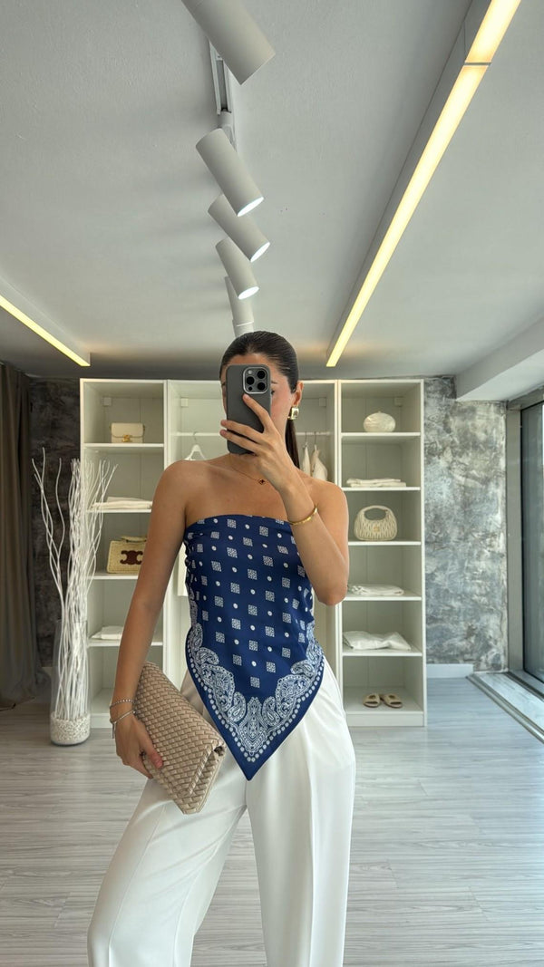 MAVİ DESENLİ SATEN FULAR BLUZ