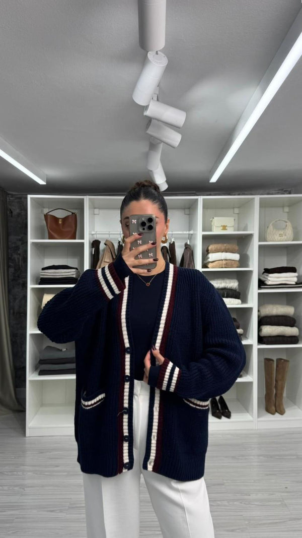 LACİVERT ŞERİT DETAYLI TRİKO HIRKA