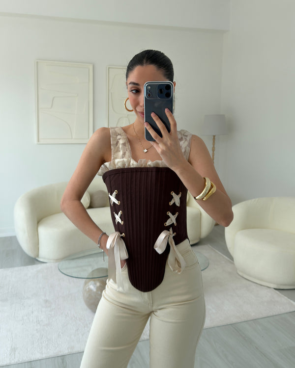 KAHVERENGİ TÜL DETAYLI TASARIM KORSE