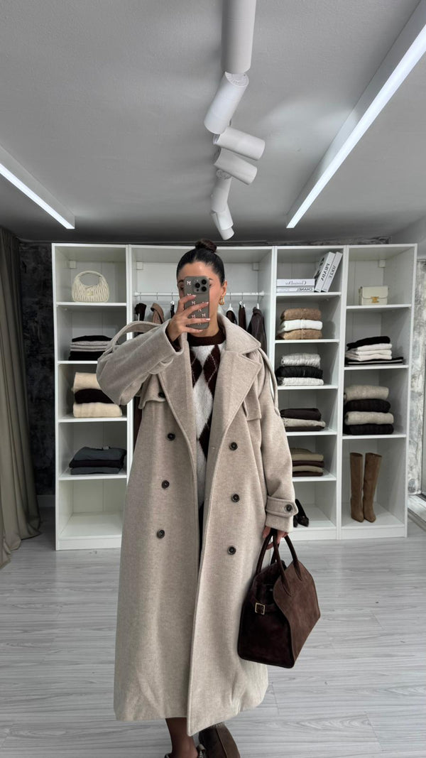 TAŞ NORA DÜĞMELİ OVERSIZE KABAN