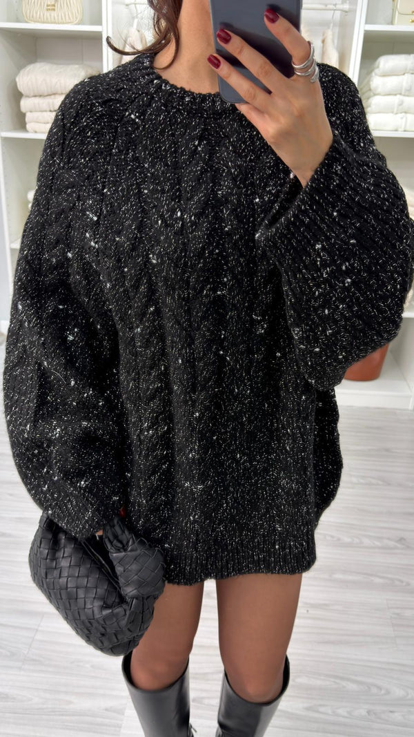 SİYAH OVERSIZE SİMLİ KAZAK