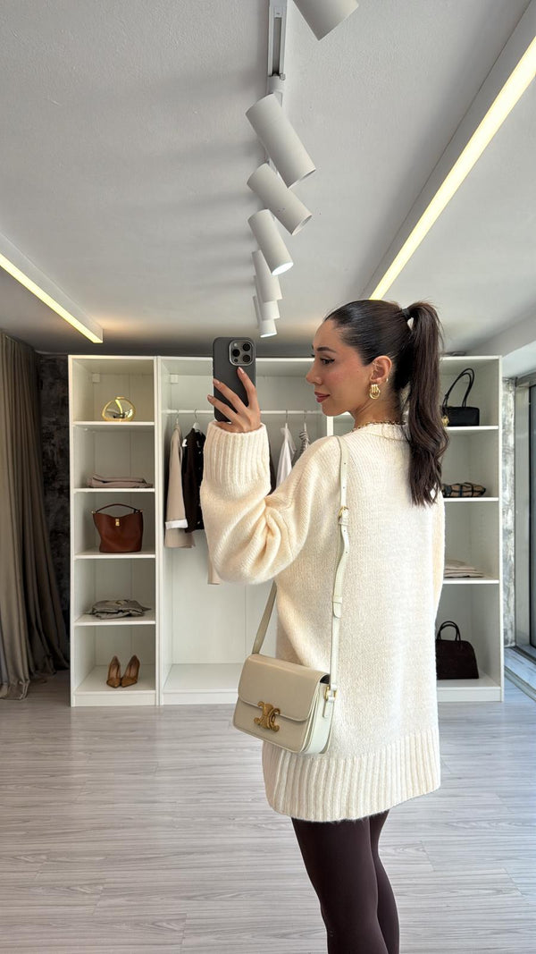 KREM OVERSIZE BİSİKLET YAKA KAZAK