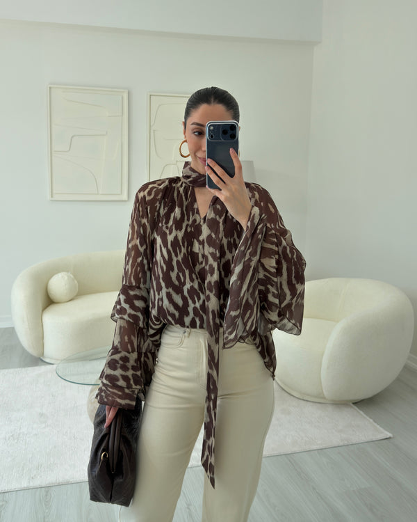 KAHVERENGİ LEOPAR DESENLİ ŞİFON BLUZ