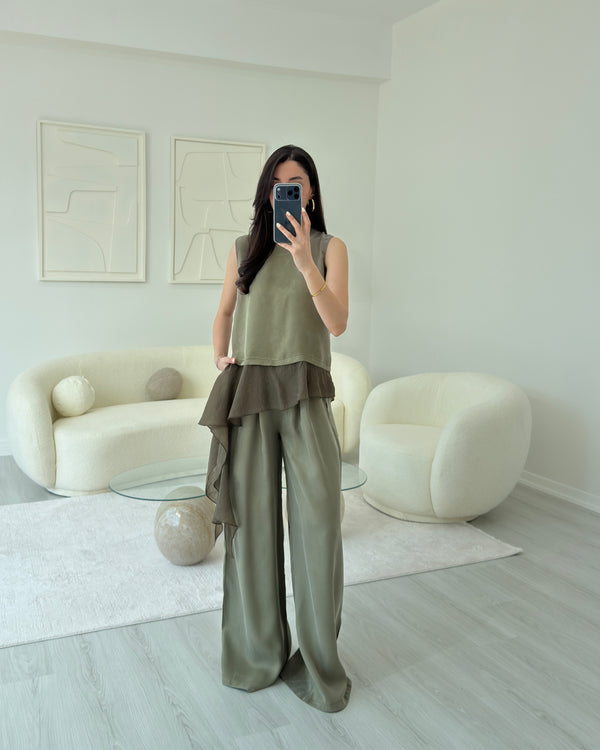 HAKİ GARNİLİ BLUZ TAKIM
