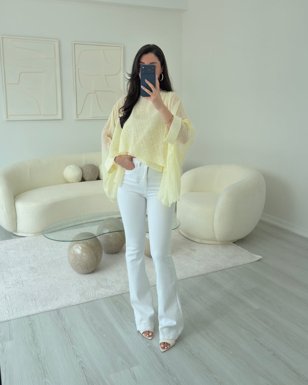 SARI UÇUŞAN PELERİN BLUZ