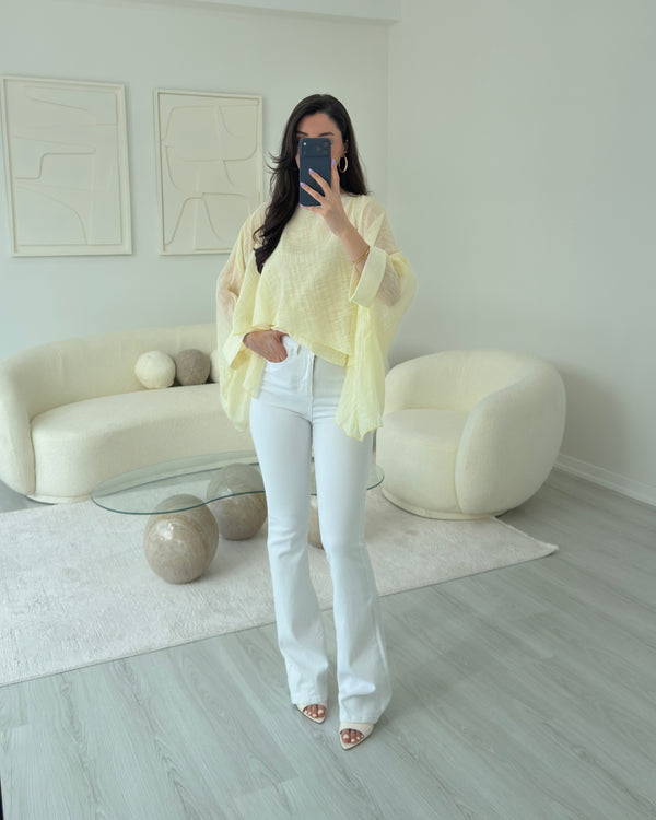 SARI UÇUŞAN PELERİN BLUZ