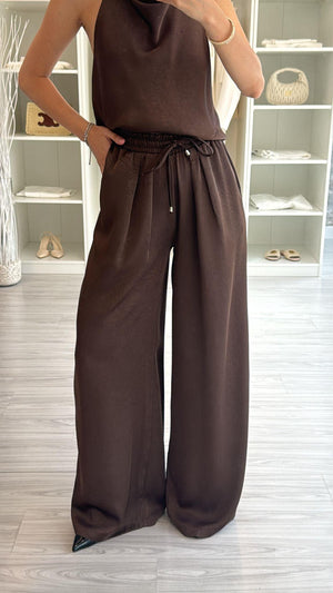KAHVERENGİ SATEN BLUZ PANTOLON TAKIM