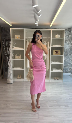 PEMBE TEK OMUZ ELBİSE