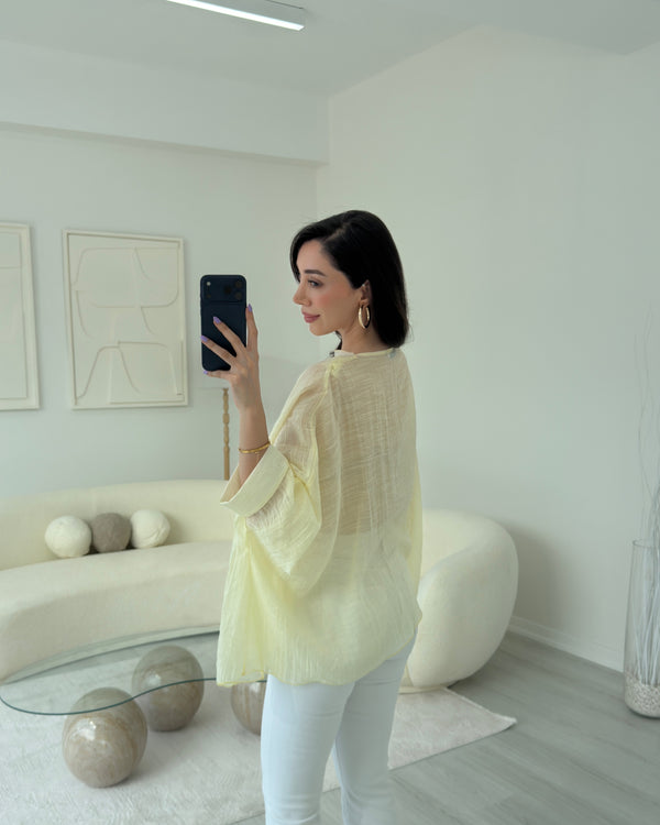 SARI UÇUŞAN PELERİN BLUZ