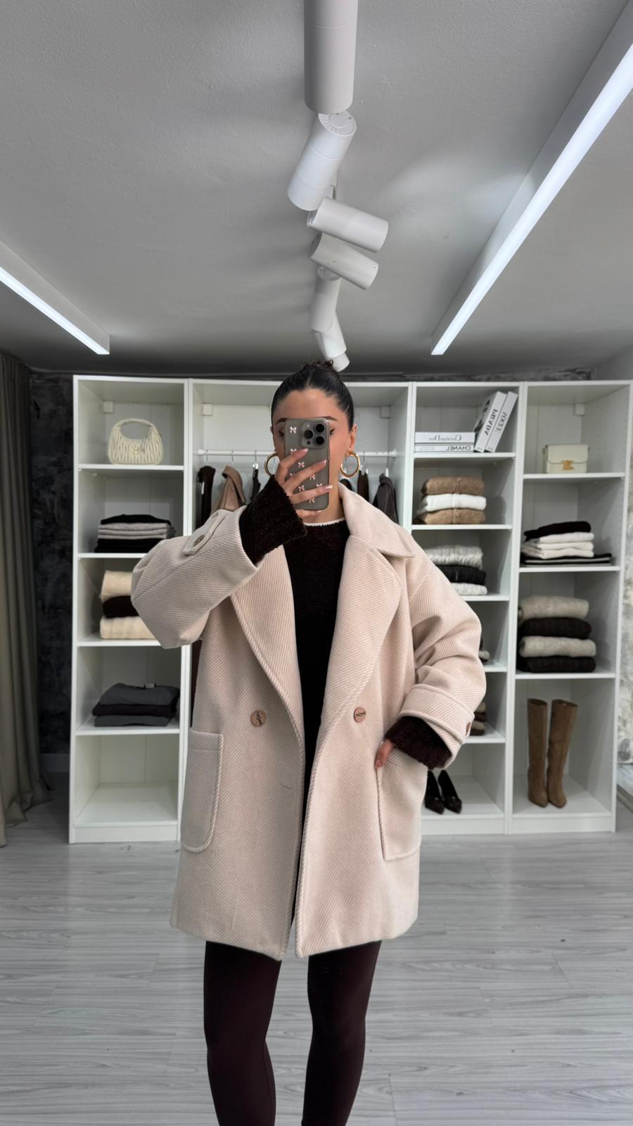 TAŞ MUSE KISA OVERSIZE KABAN