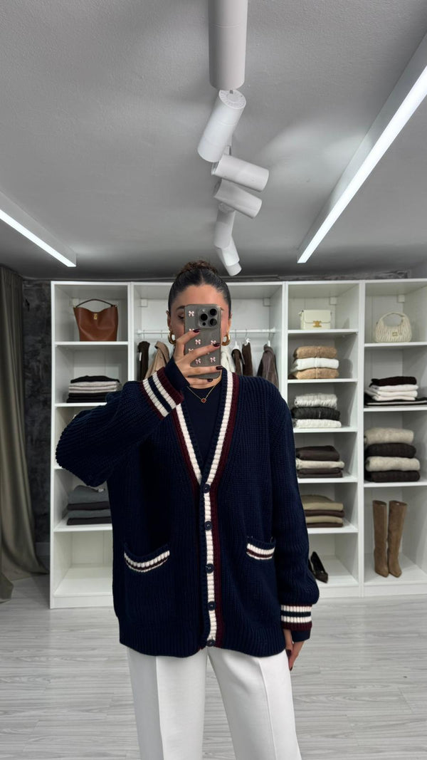 LACİVERT ŞERİT DETAYLI TRİKO HIRKA
