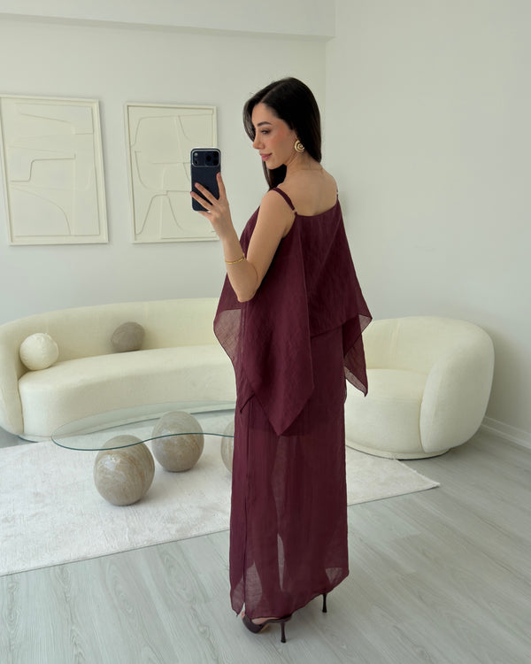 ŞARAP  PELERİN  DETAYLI ELBİSE