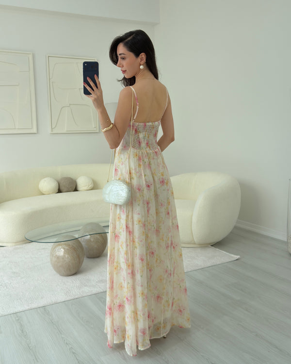 EKRU DESENLİ FULARLI MAXİ ELBİSE