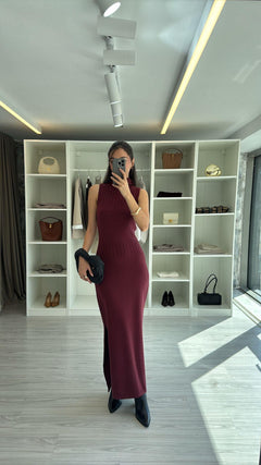 BORDO MAXİ YIRTMAÇLI TRİKO ELBİSE