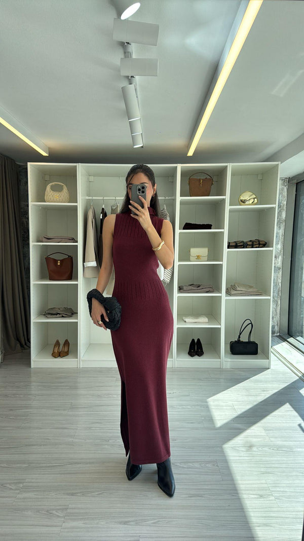 BORDO MAXİ YIRTMAÇLI TRİKO ELBİSE