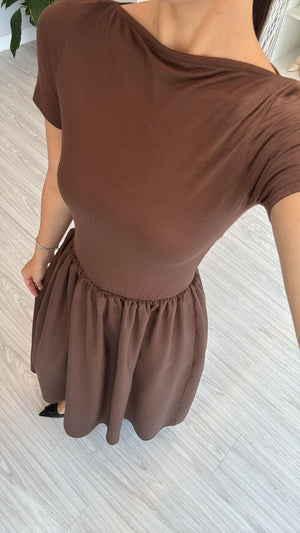 KISA KOLLU MAXİ ELBİSE