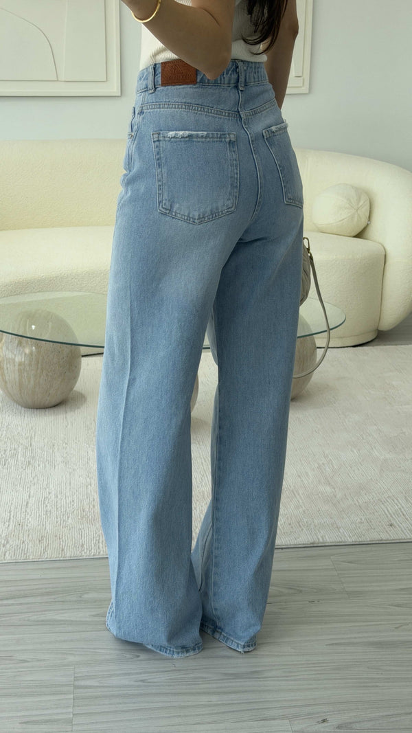 YÜKSEK BEL DİKİŞ DETAYLI JEAN