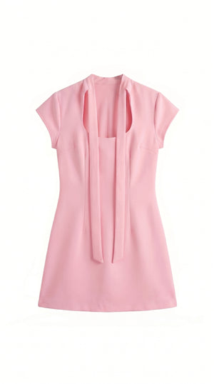 PEMBE ŞORTLU KISA ELBİSE