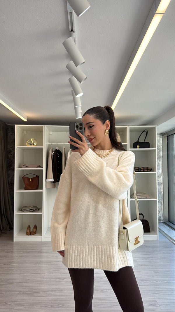 KREM OVERSIZE BİSİKLET YAKA KAZAK