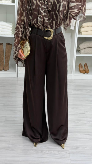 KAHVERENGİ KEMERLİ SATEN PANTOLON