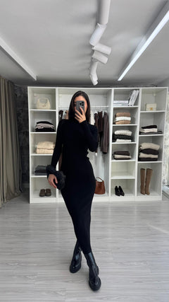 SİYAH YARIM BALIKÇI MİDİ TRİKO ELBİSE