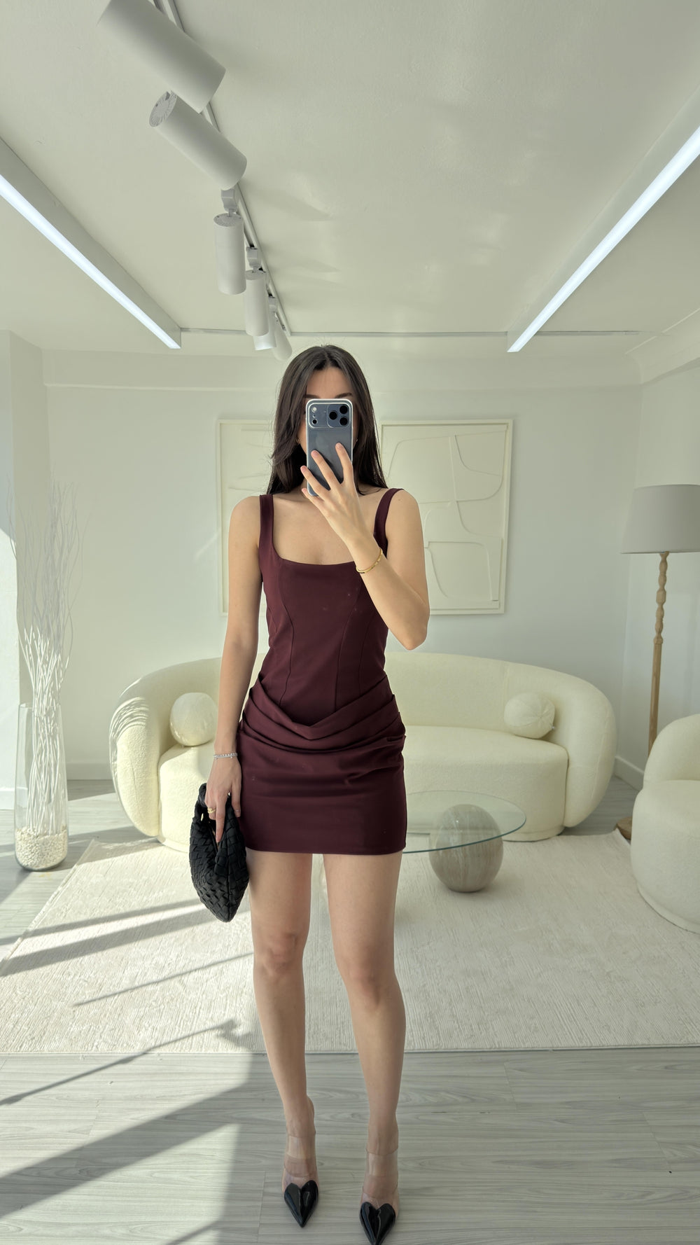 BORDO ARKASI BİRİTLİ ELBİSE