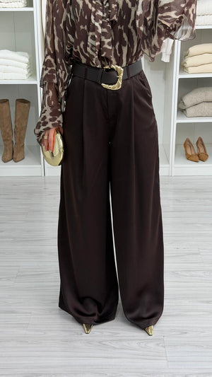 KAHVERENGİ KEMERLİ SATEN PANTOLON