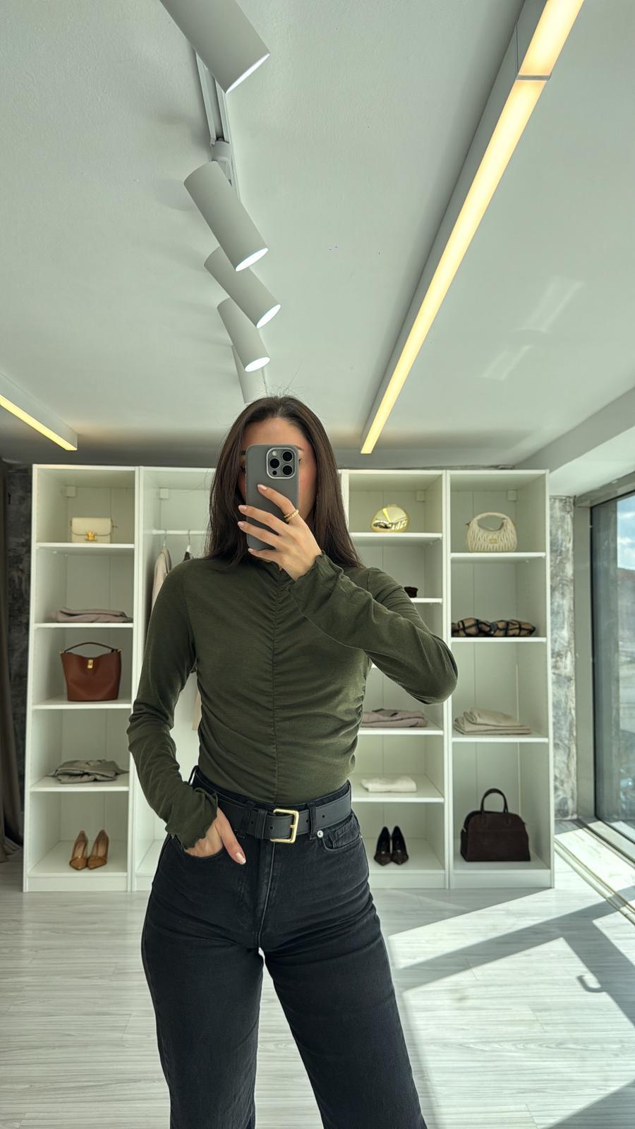HAKİ BÜZGÜ DETAYLI BLUZ