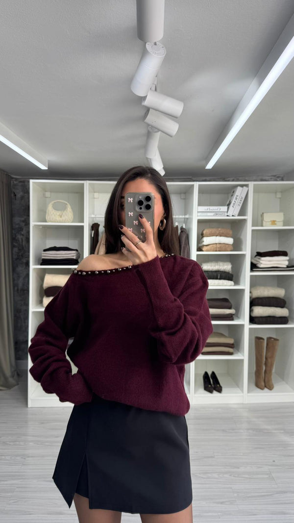 BORDO YAKA İNCİLİ TRİKO KAZAK
