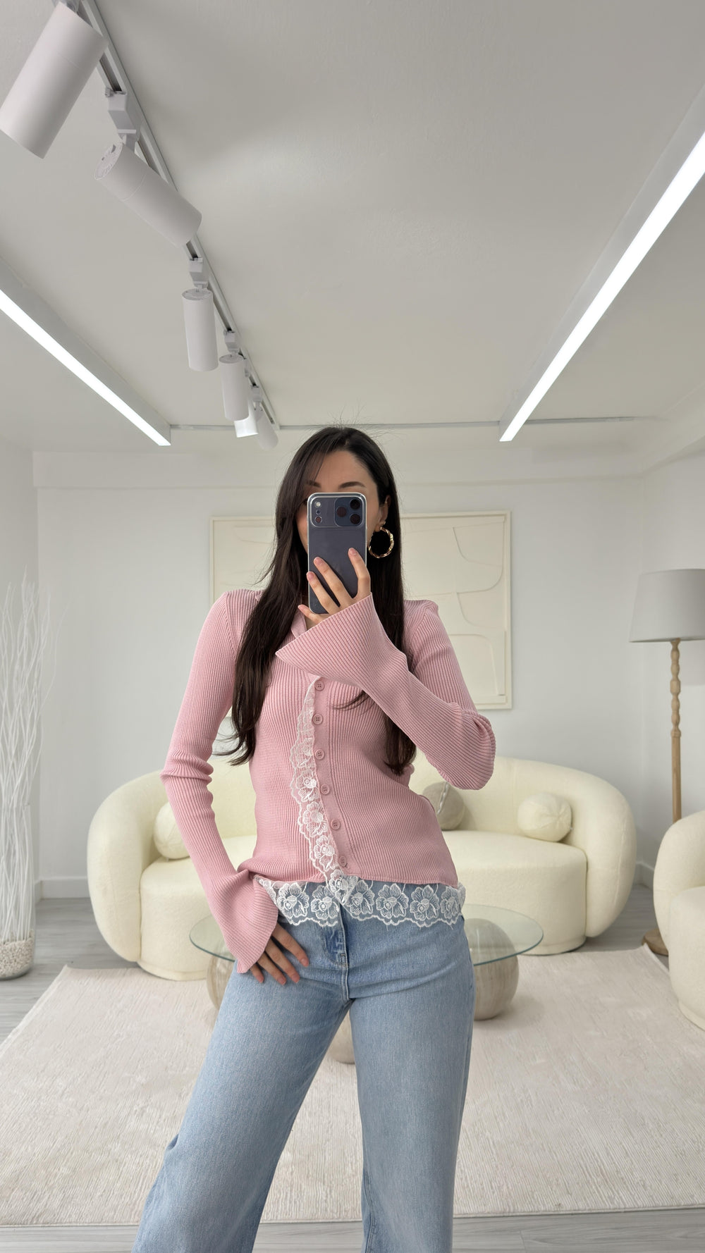 PEMBE DANTEL DETAYLI TASARIM HIRKA