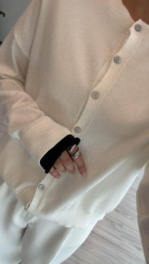 KREM KOL DETAYLI OVERSIZE HIRKA