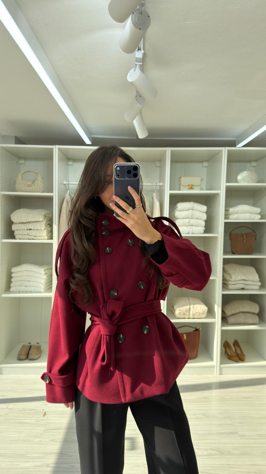 BORDO MORENİA DİK YAKA KAŞE