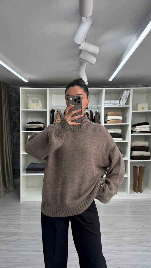 VİZON SOLE YARIM BALIKÇI OVERSIZE KAZAK