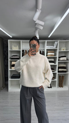 EKRU SOLE YARIM BALIKÇI OVERSIZE KAZAK