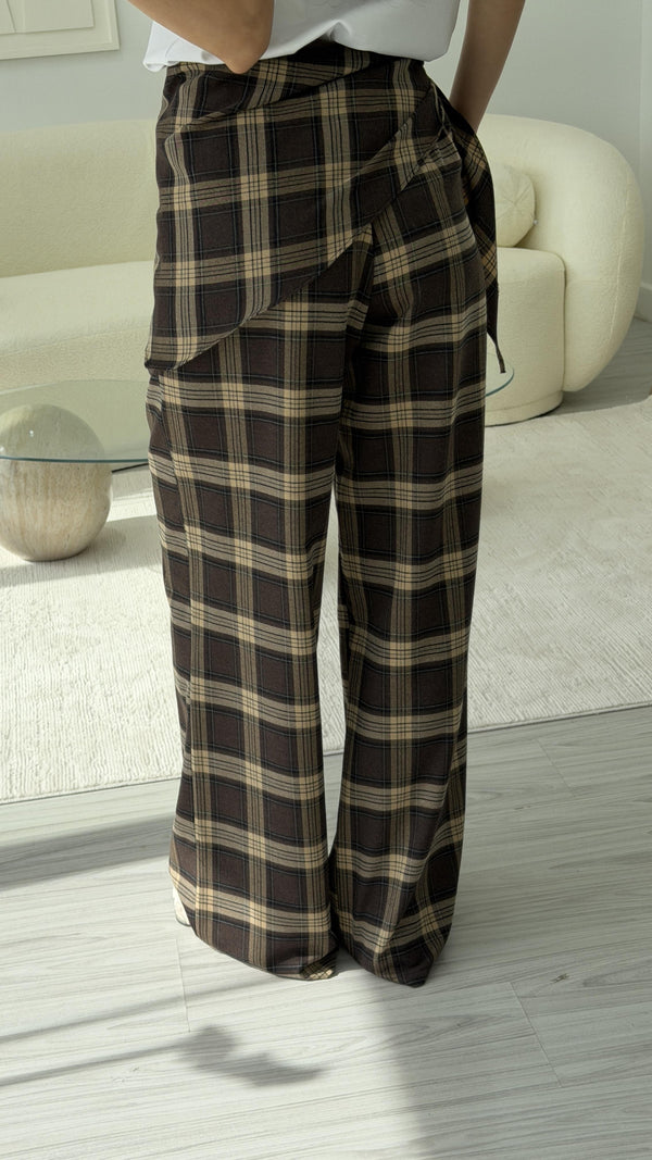 KAHVERENGİ EKOSE DESEN FULARLI PANTOLON