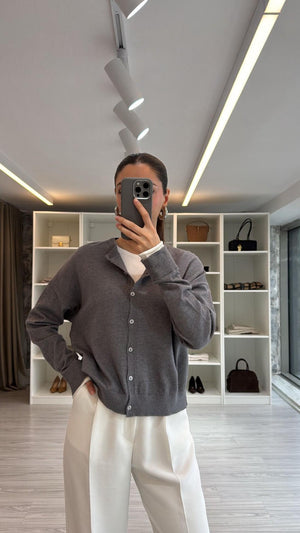 GRİ KOL DETAYLI OVERSIZE HIRKA