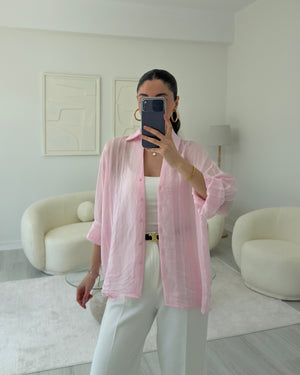 PEMBE TRANSPARAN KENDİNDEN DESENLİ GÖMLEK
